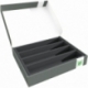 Feldherr Storage Box FSLB055 para modelos de locomotoras, vagones y vehículos - 4 ranuras para ancho H0 - horizontal