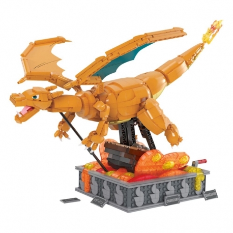 Pokémon Mega Construx Charizard Construction Kit with Movement 30 cm