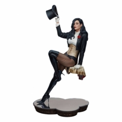 DC Comics Estatua Premium Format Zatanna 55 cm