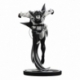 DC Direct Estatua Resina Batman Black & White White Knight by Sean Murphy 23 cm