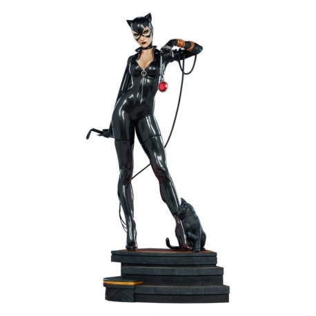 DC Comics Statue Premium Format Catwoman 53 cm
