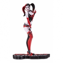DC Comics Red, White & Black Harley Quinn Statue by Scott Campbell 18 cm
