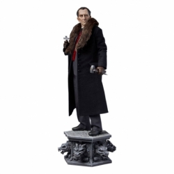 Dracula Statue Premium Format Van Helsing (Peter Cushing) 55 cm
