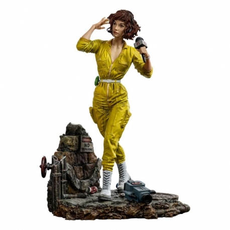 Tortugas Ninja Estatua Art Scale 1/10 April O'Neal 19 cm