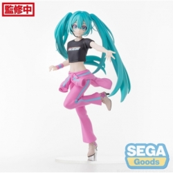 Desktop x Decorate Collections Hatsune Miku Berry Costume Ver. 17 cm