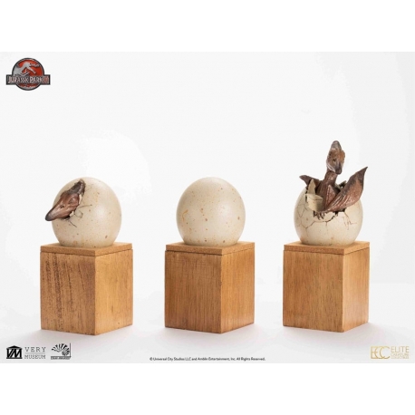 Jurassic Park III ECC Elite Creature Line Estatua Hatching Pterosaur 16 cm