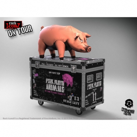 Pink Floyd Statues Rock Icons On Tour The Pig