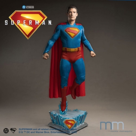 Superman 2025 Estatua tamaño real Superman 246 cm