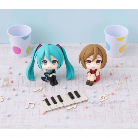 Character Vocal Series Estatua PVC Look Up Hatsune Miku & Meiko Set (with gift) 11 cm