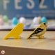 WINGSPAN - Wooden Bird-shaped Player Tokens and Set de pegatinas