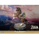The Legend of Zelda Breath of the Wild Estatua Link on Horseback 56 cm