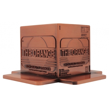 Metal Gear Solid 2 Replica Cardboard Box Antique Gold