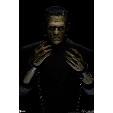 Universal Monsters Action Figure 1/6 Frankenstein (Deluxe Plus Edition) 33 cm