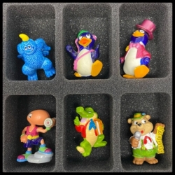 HS035A034 Feldherr foam tray for Kinder Suprise Egg Figures - 16 compartments