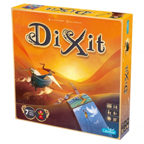 Dixit, deduction and imagination table game to create stories
